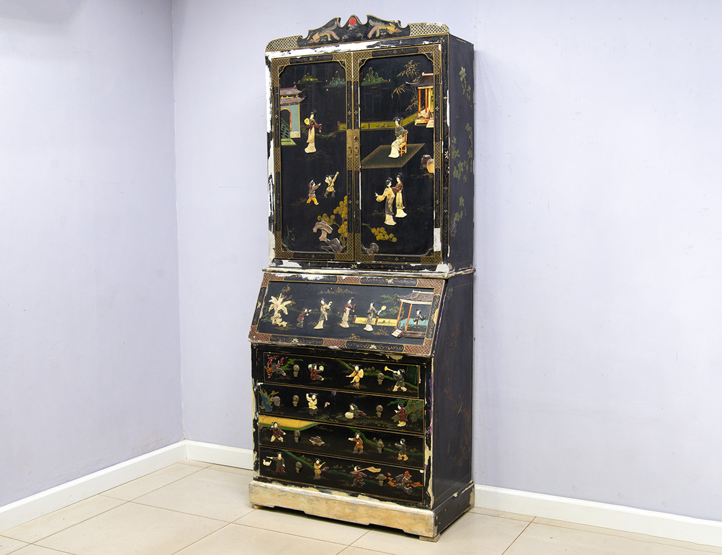 Реставрация бюро в стиле шинуазри