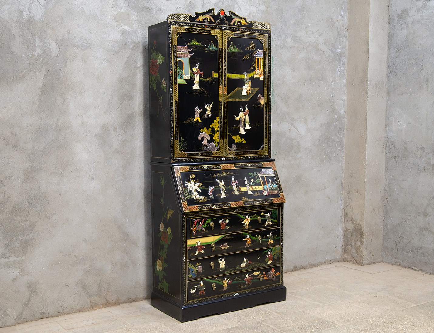 Реставрация бюро в стиле шинуазри