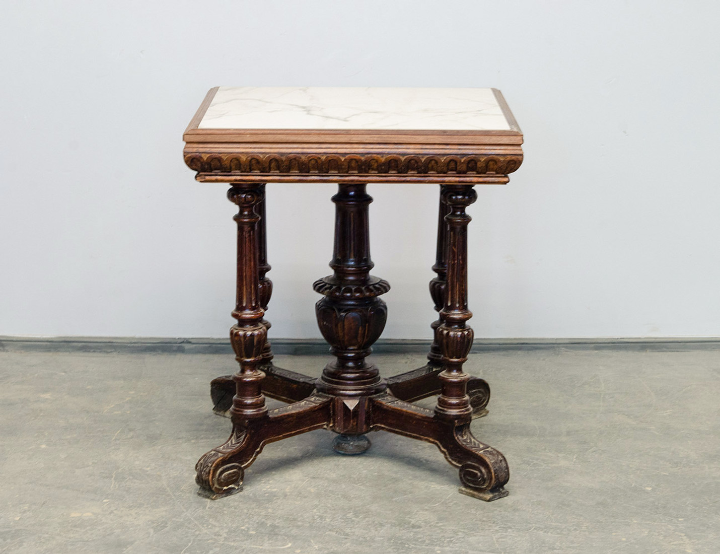 Реставрация антикварного ломберного стола 19 века