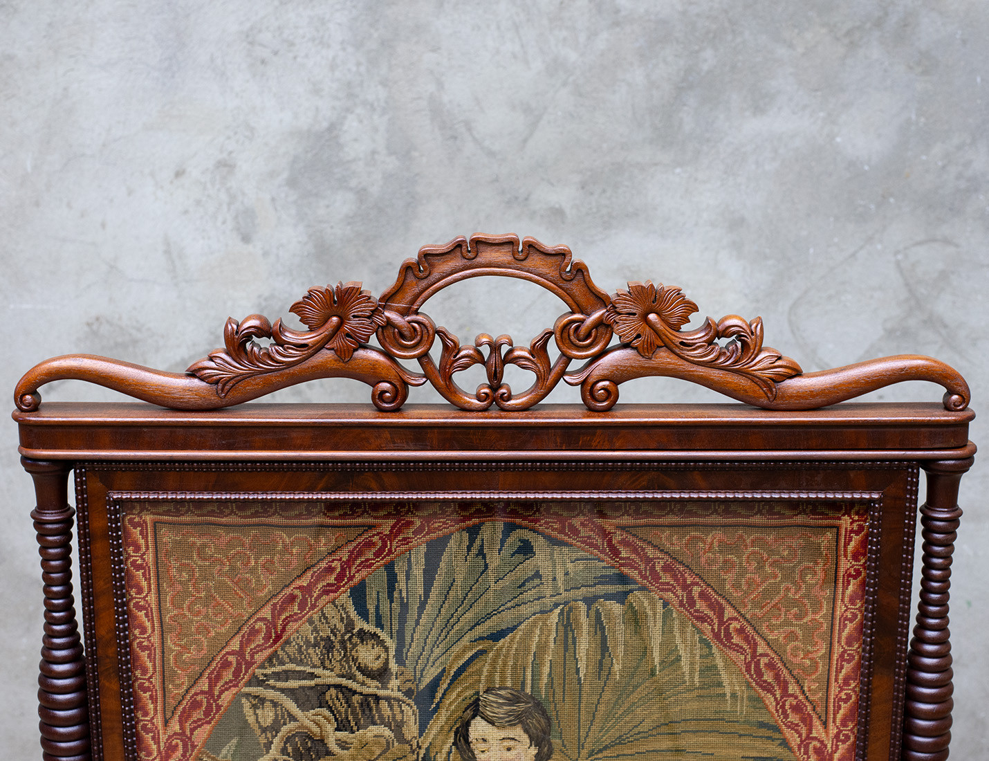 Реставрация антикварного каминного экрана