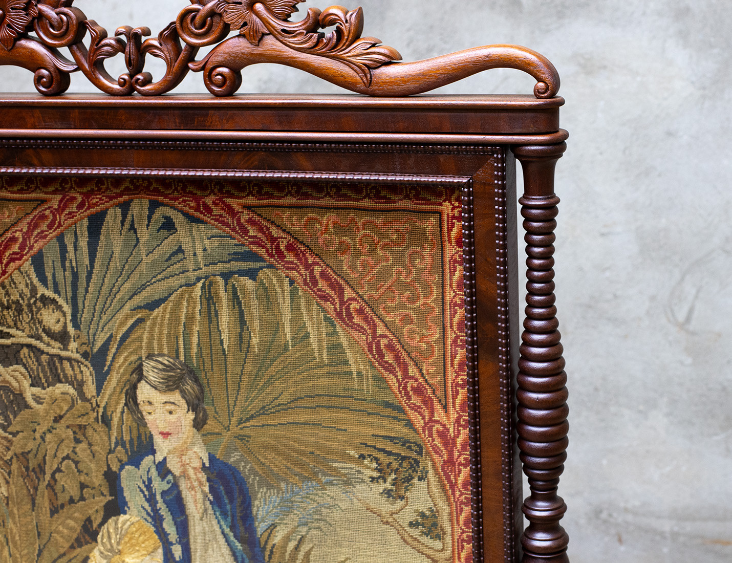 Реставрация антикварного каминного экрана