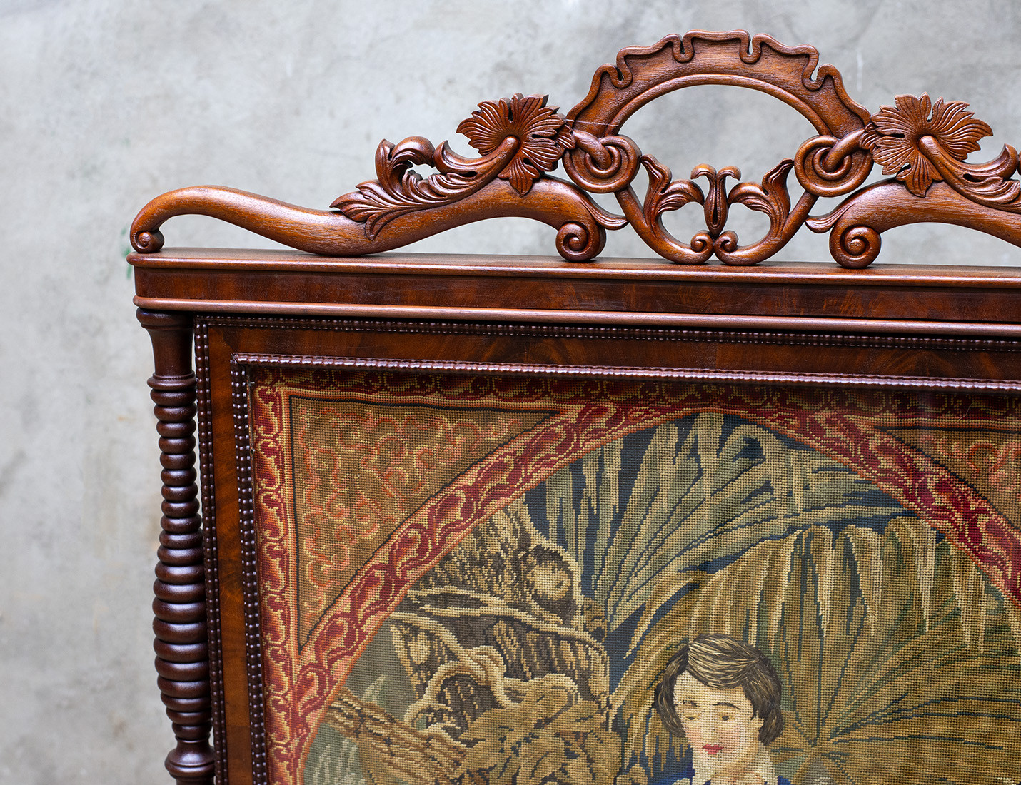 Реставрация антикварного каминного экрана