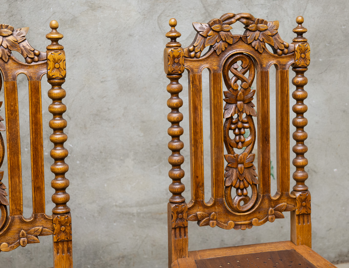 Реставрация гарнитура антикварных стульев 19 века