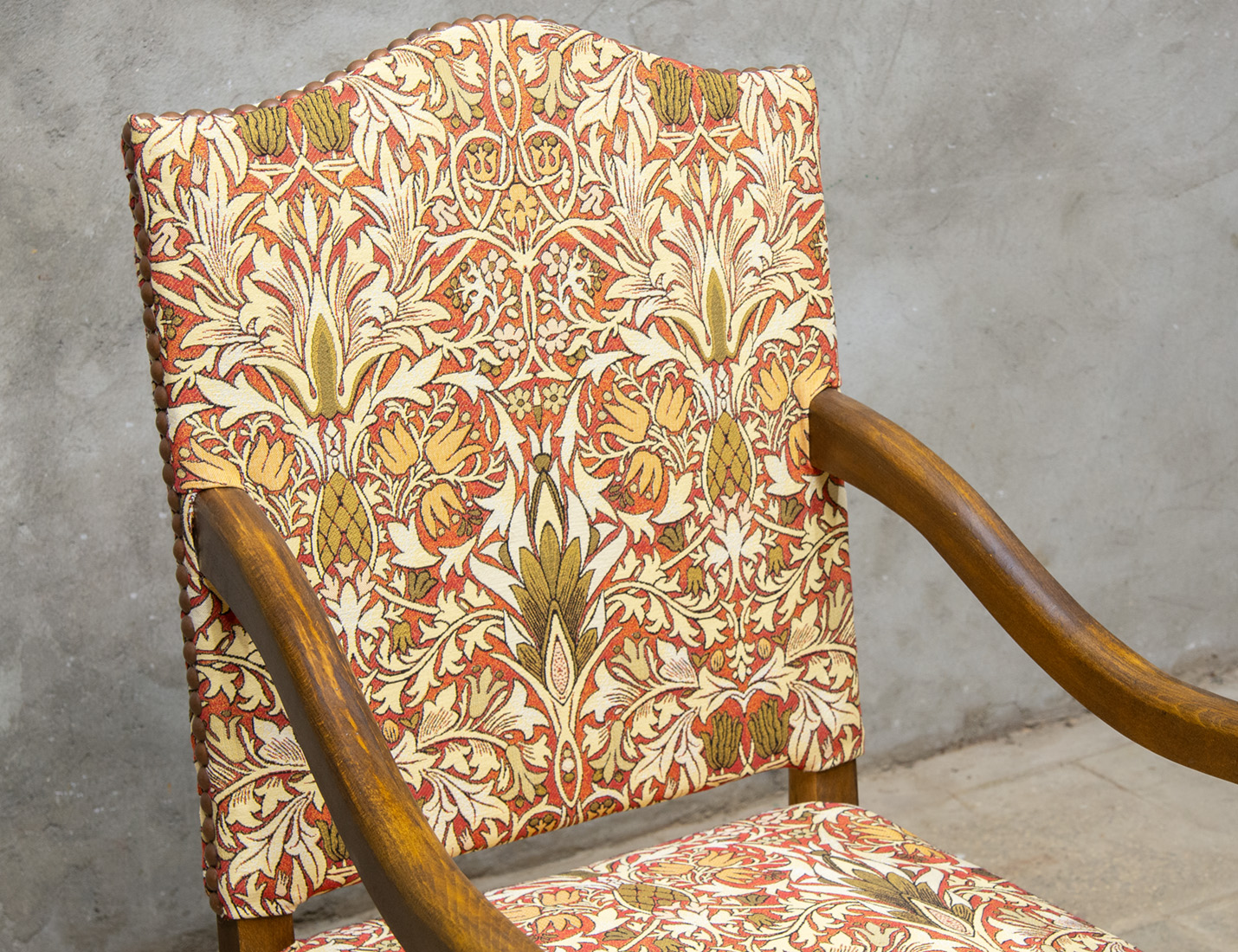 Реставрация старинного кресла