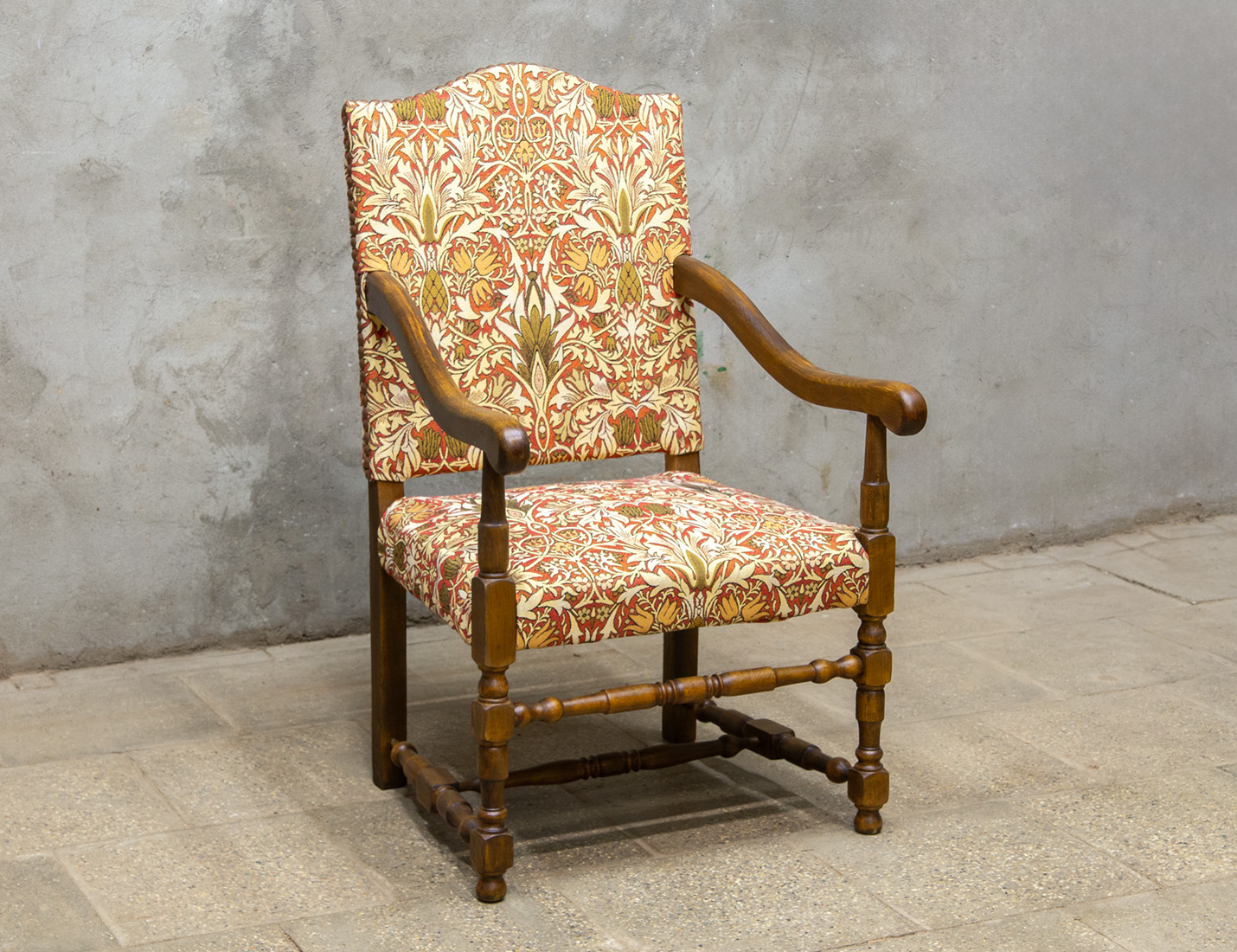 Реставрация старинного кресла