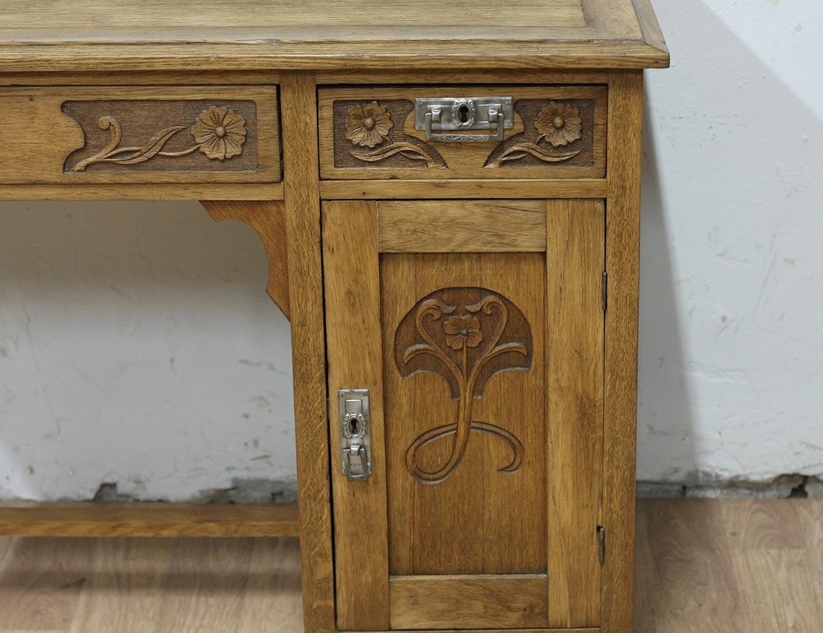 Реставрация дубового письменного стола модерн