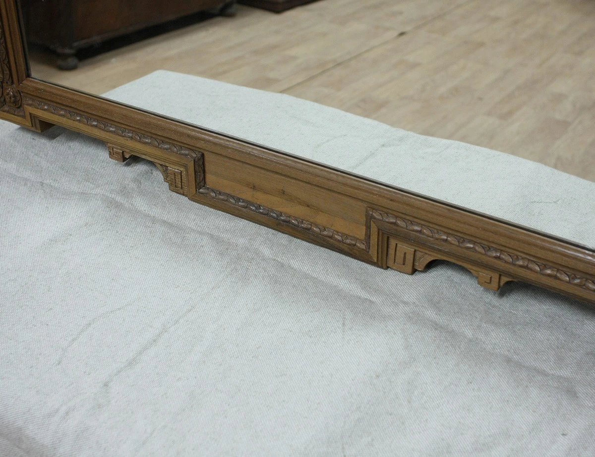 Реставрация антикварного настенного зеркала