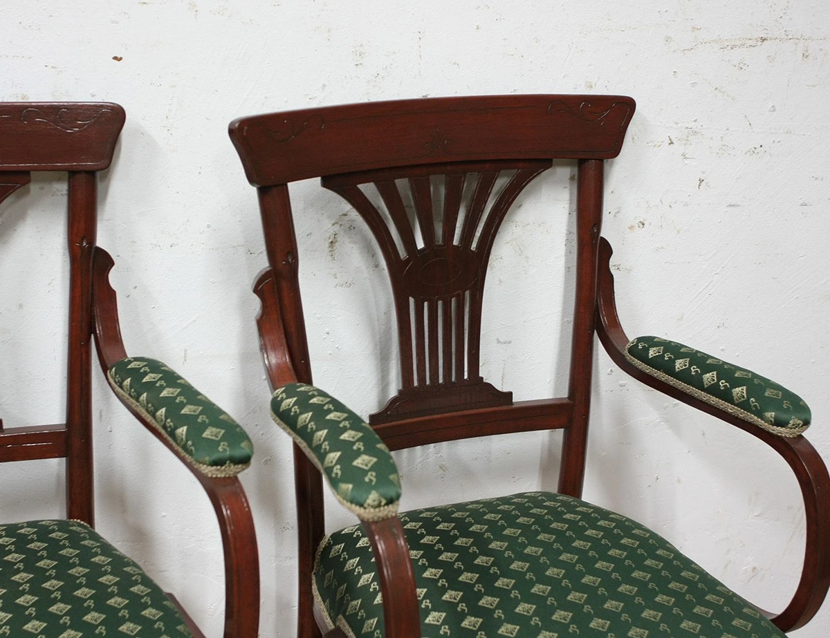 Реставрация пары кресел №296 фирмы Конъ