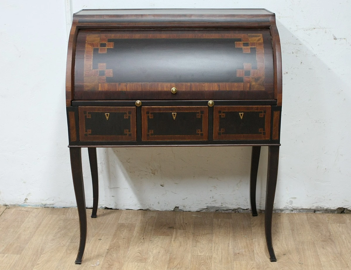 Реставрация антикварного бюро