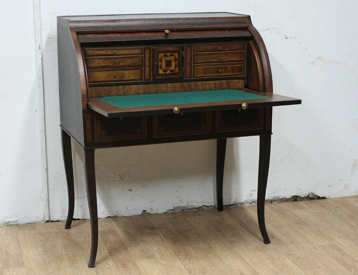 Реставрация антикварного бюро