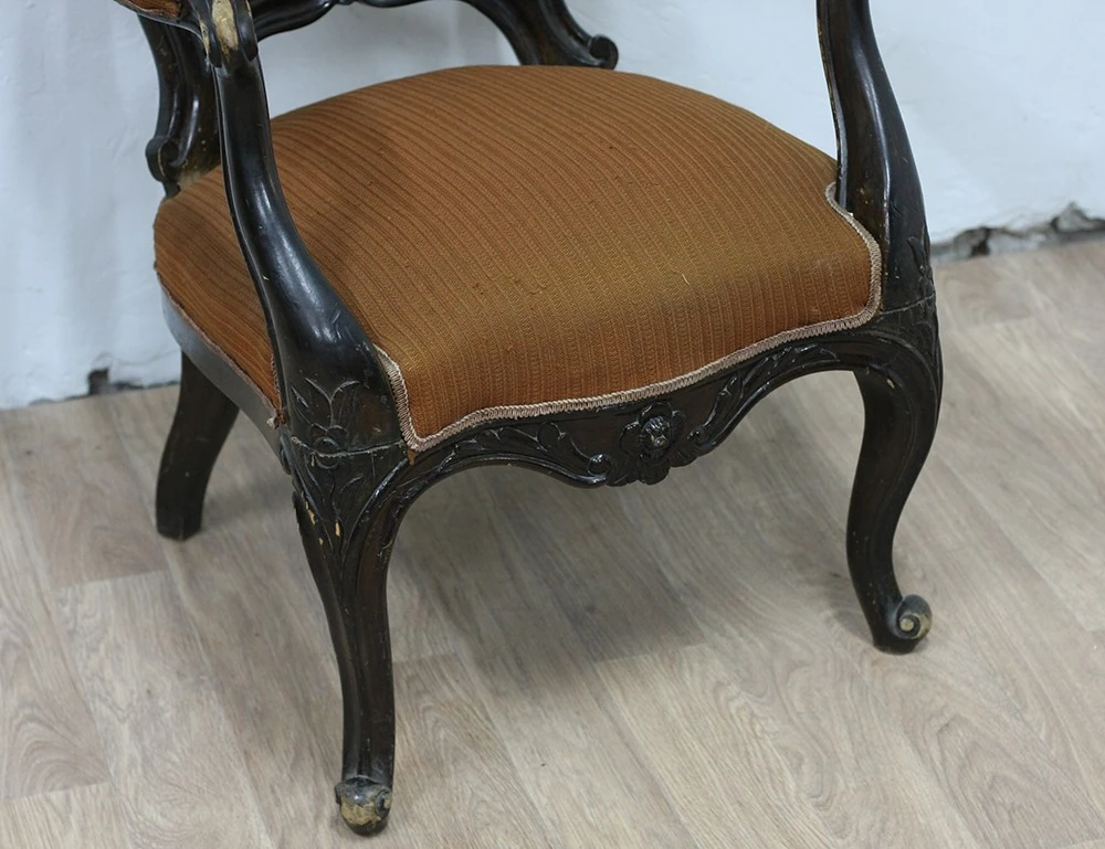 Реставрация антикварного кресла