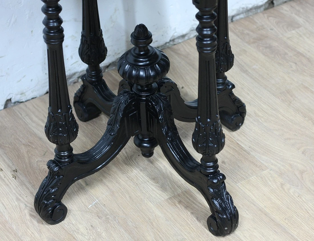 Реставрация антикварного круглого столика