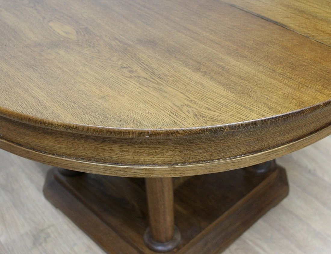 Реставрация старинного круглого стола