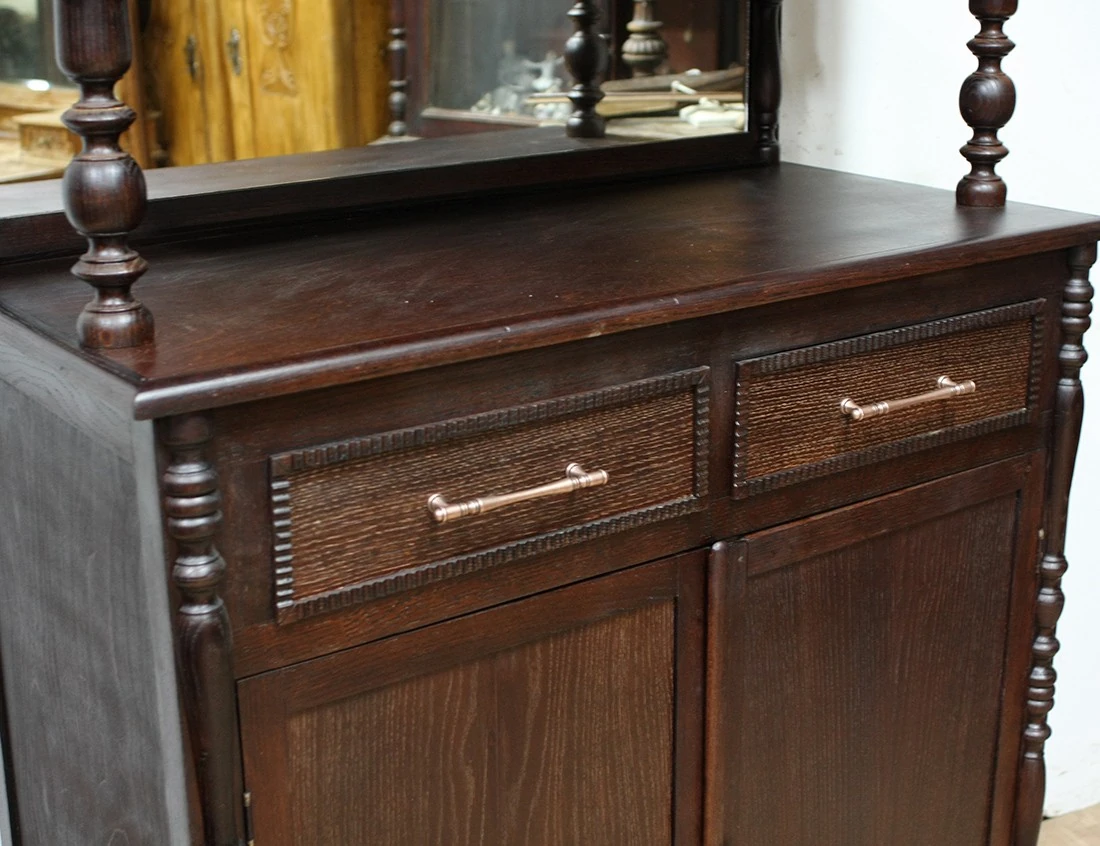 Реставрация старинной дубовой горки