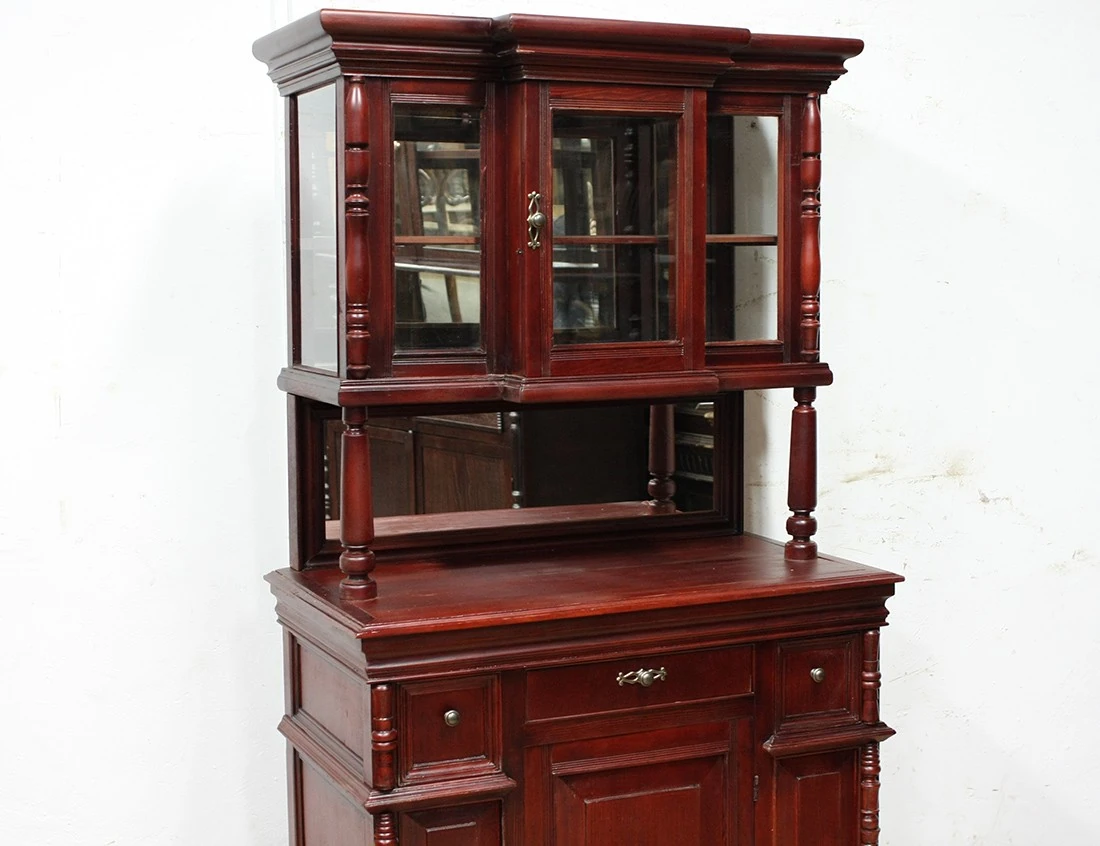 Реставрация старинного буфета