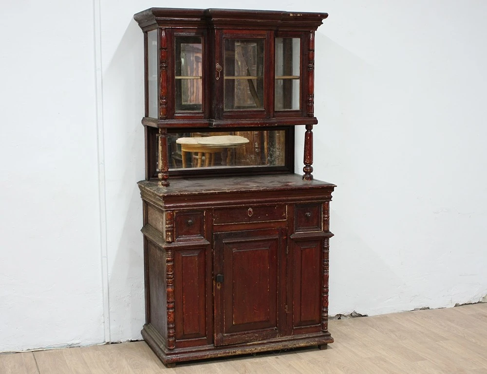 Реставрация старинного буфета