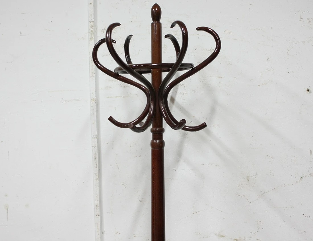 Реставрация старинной венской вешалки