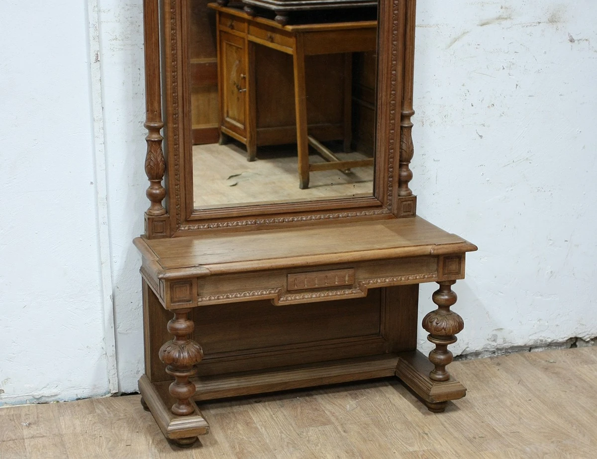 Реставрация простеночного зеркала 19 века