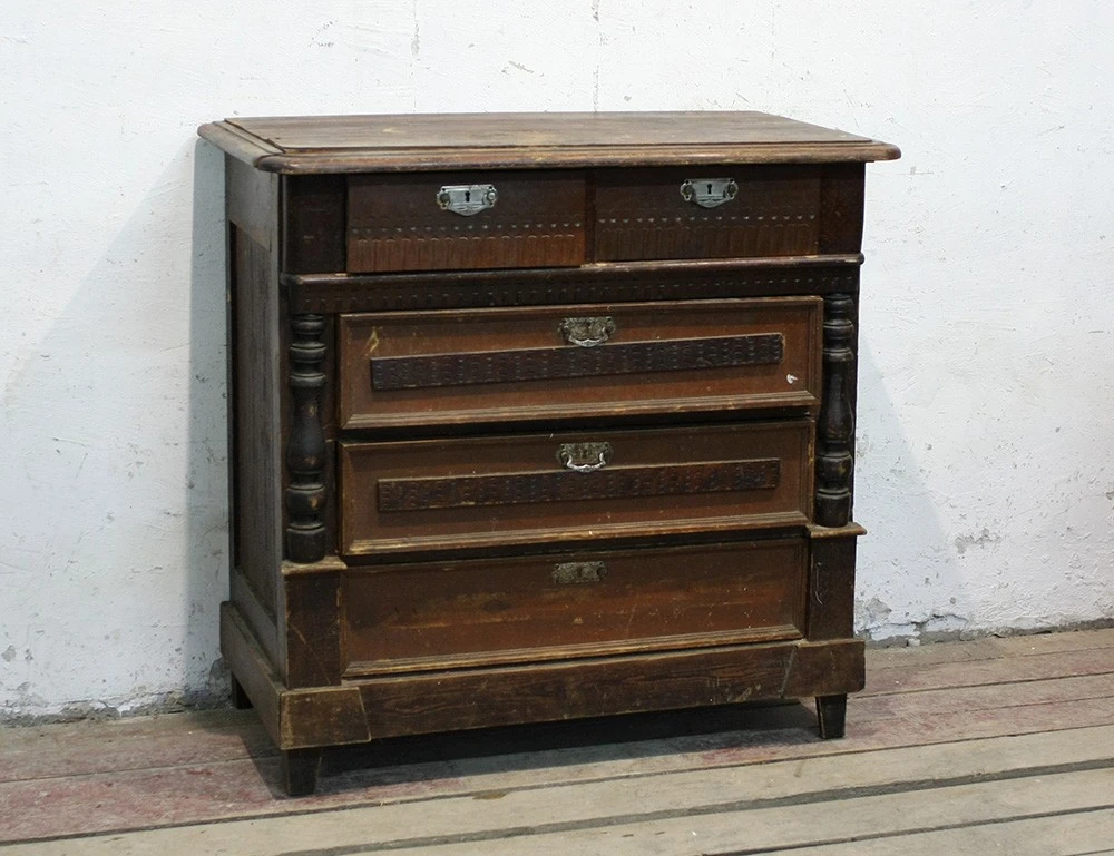 Реставрация старинного комода