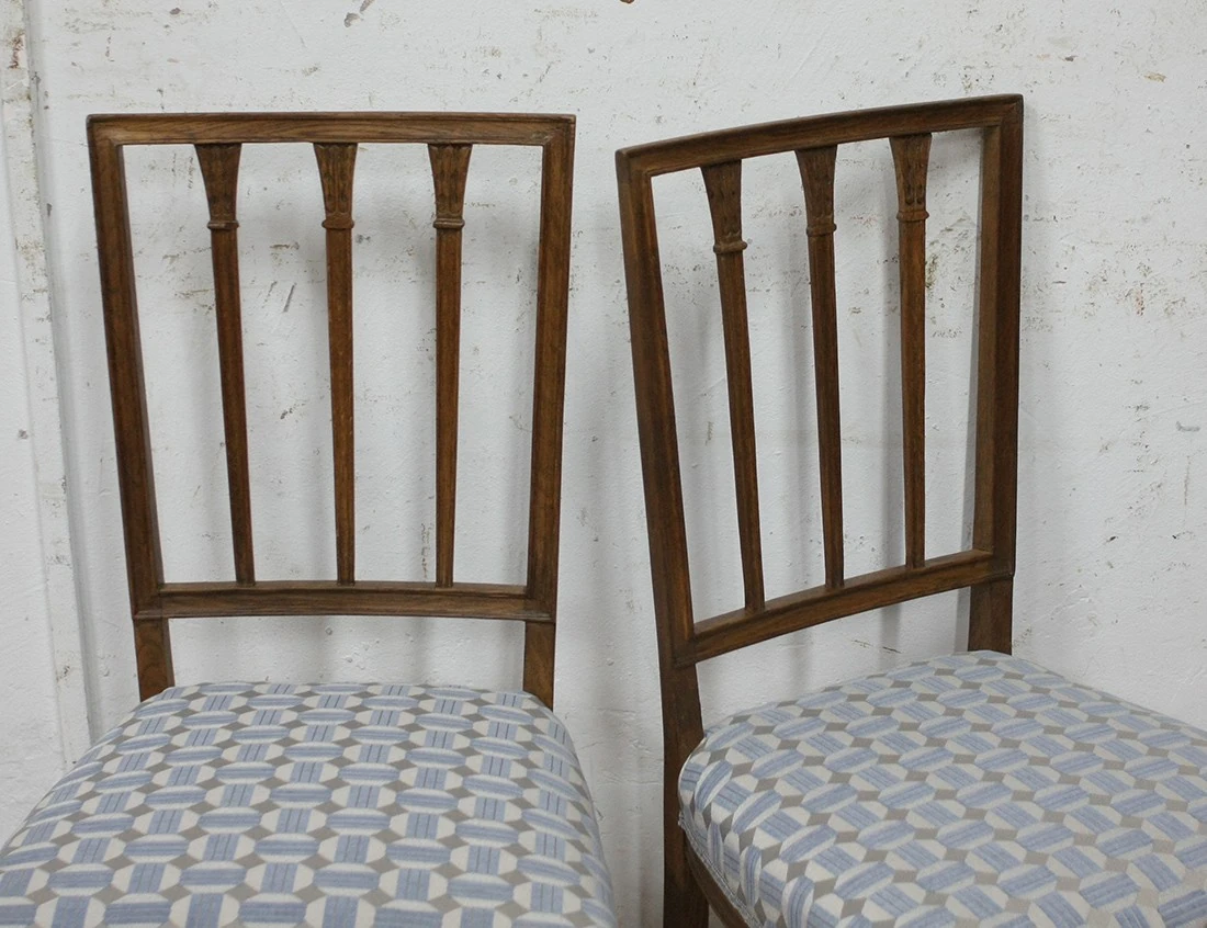 Реставрация пары дубовых стульев