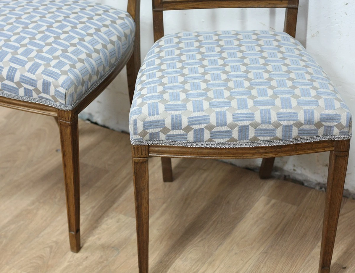 Реставрация пары дубовых стульев