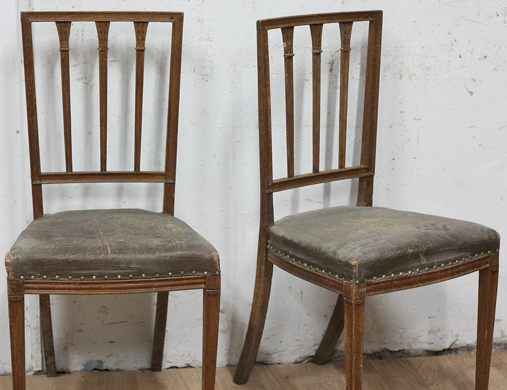 Реставрация пары дубовых стульев