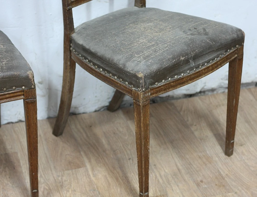 Реставрация пары дубовых стульев