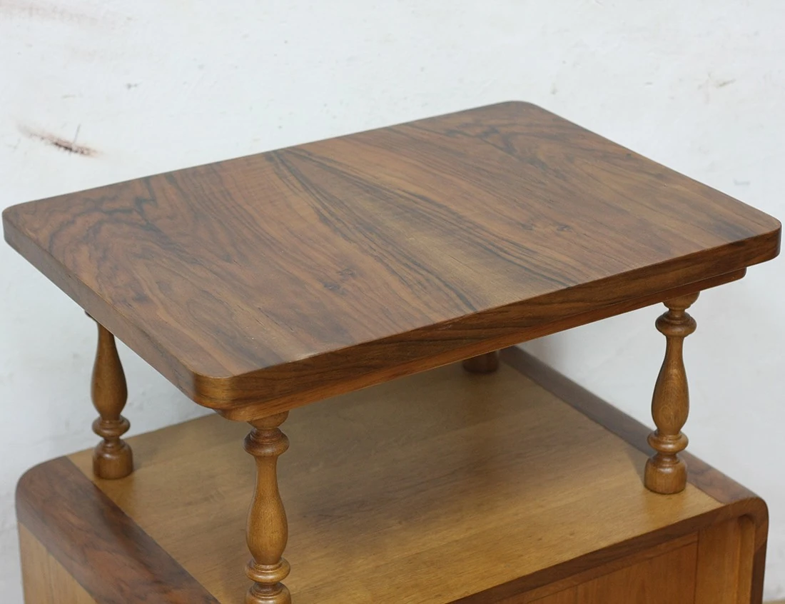 Реставрация винтажной тумбы