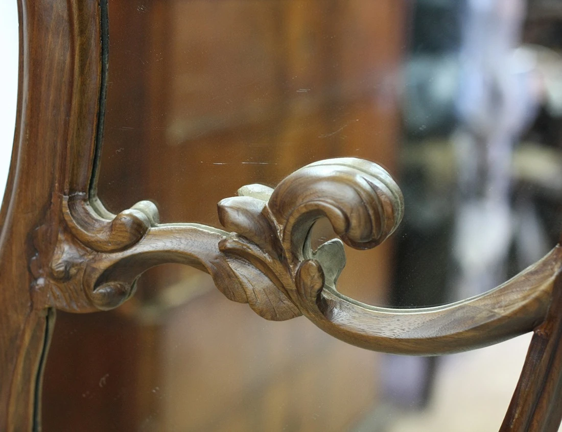 Реставрация настенного зеркала 19 века