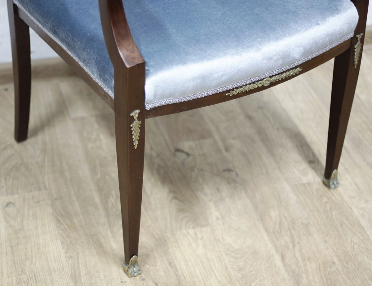 Реставрация антикварного кресла