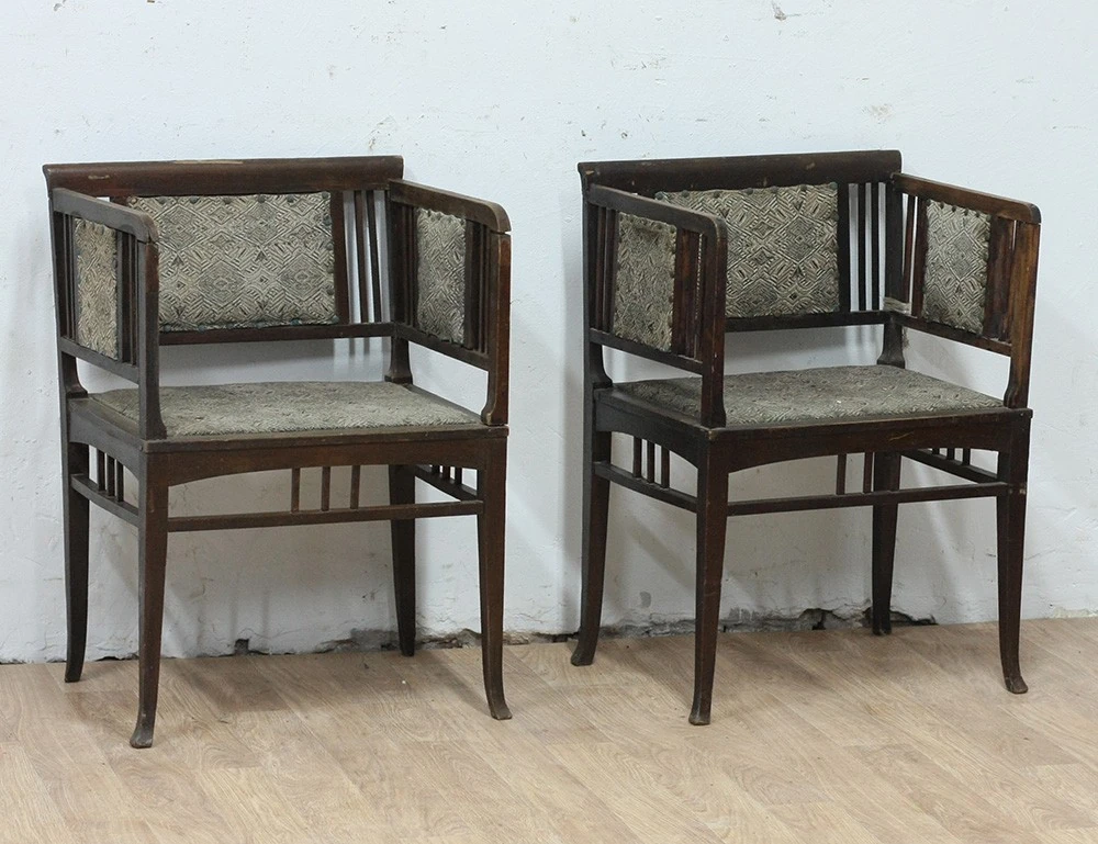 Реставрация пары кресел модерн