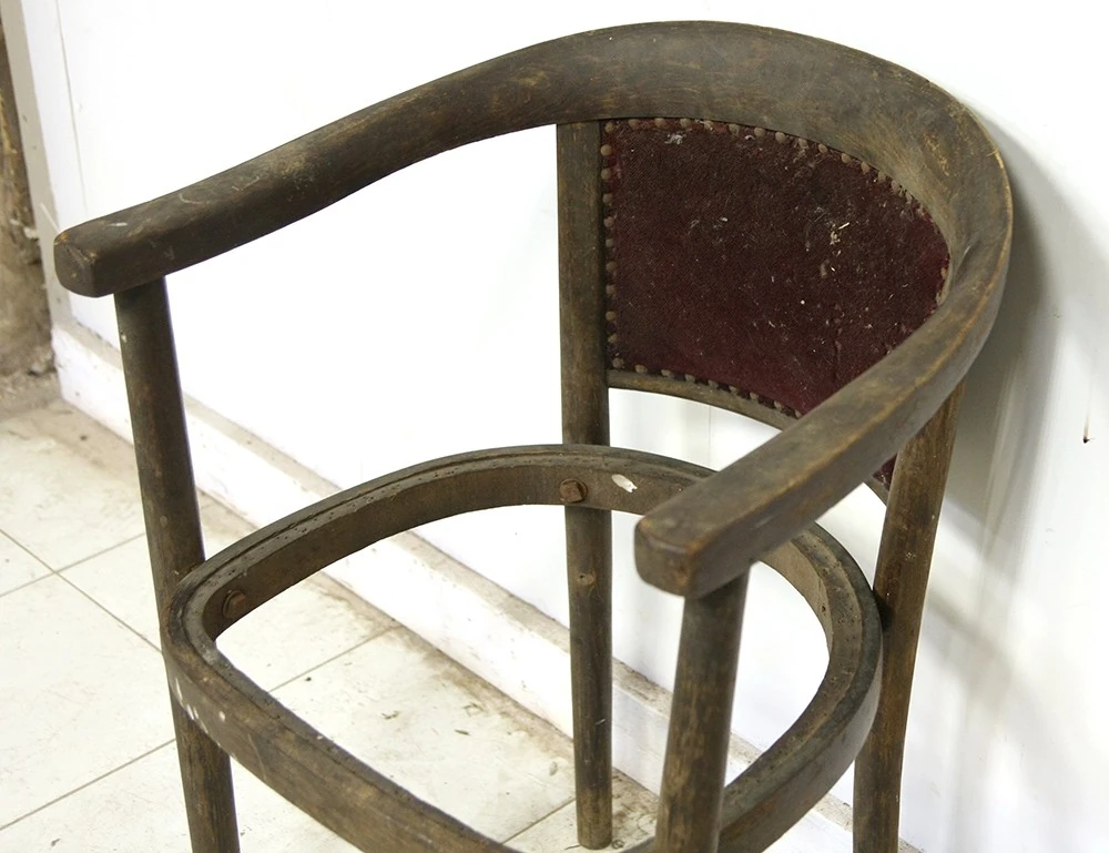 Реставрация старинного кабинетного кресла