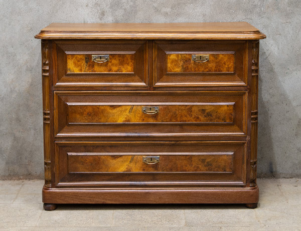 Реставрация антикварного орехового комода 19 века