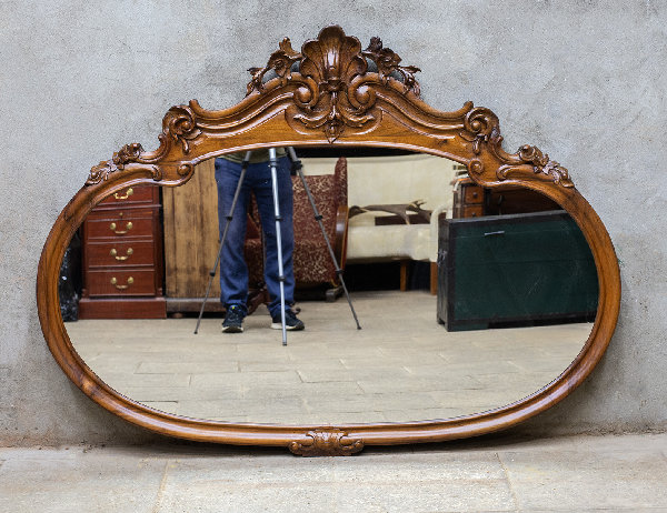 Реставрация антикварного наддиванного зеркала 19 века