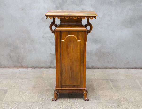 Реставрация антикварной тумбы 19 века