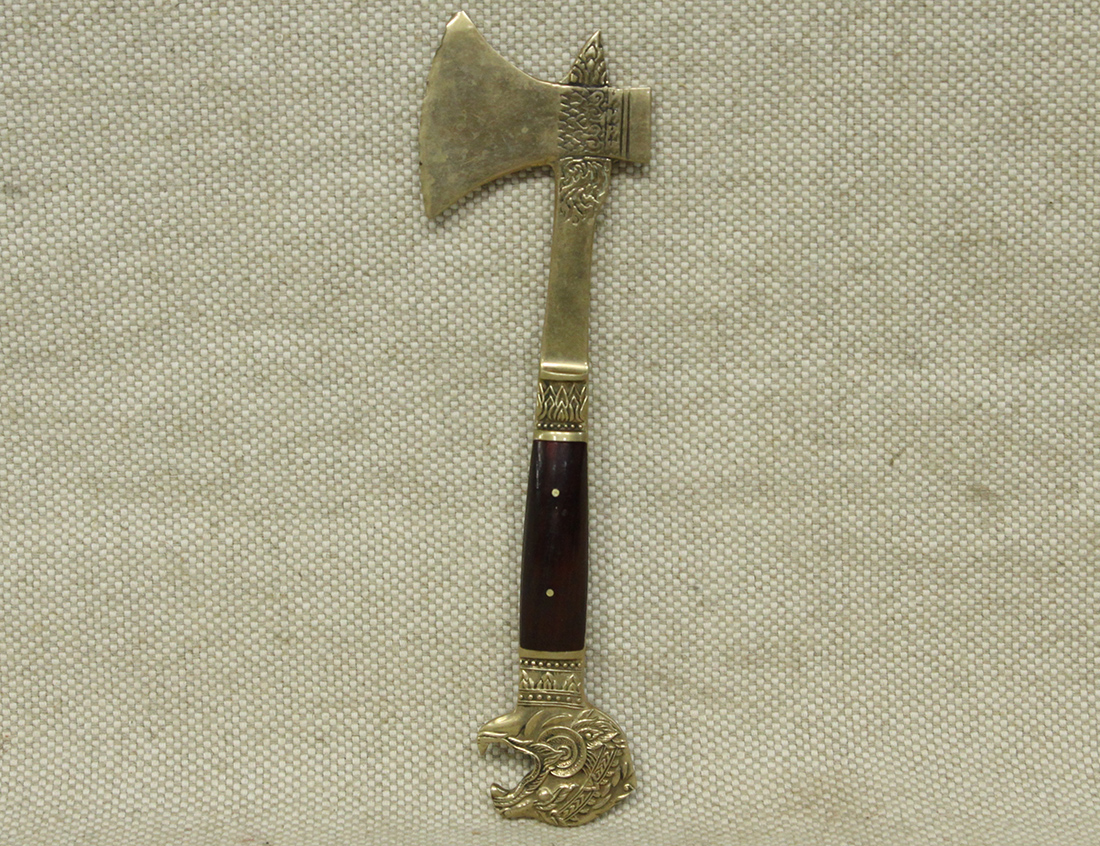 Топорик для колки льда