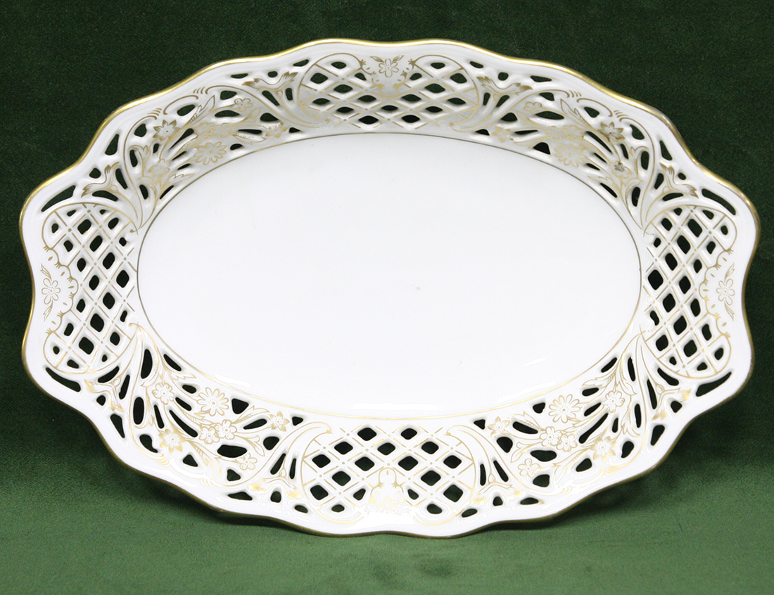 Сухарница. Шуман. Прорезной фарфор