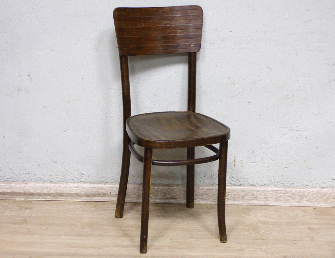 Старинный стул