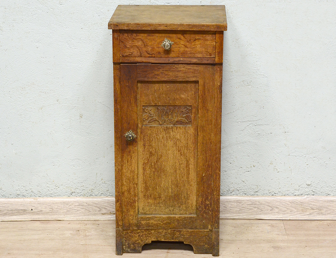 Дубовая тумба модерн