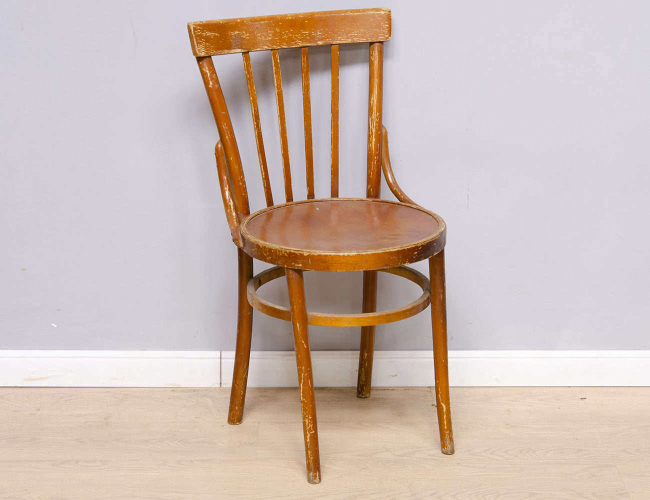 Старинный стул