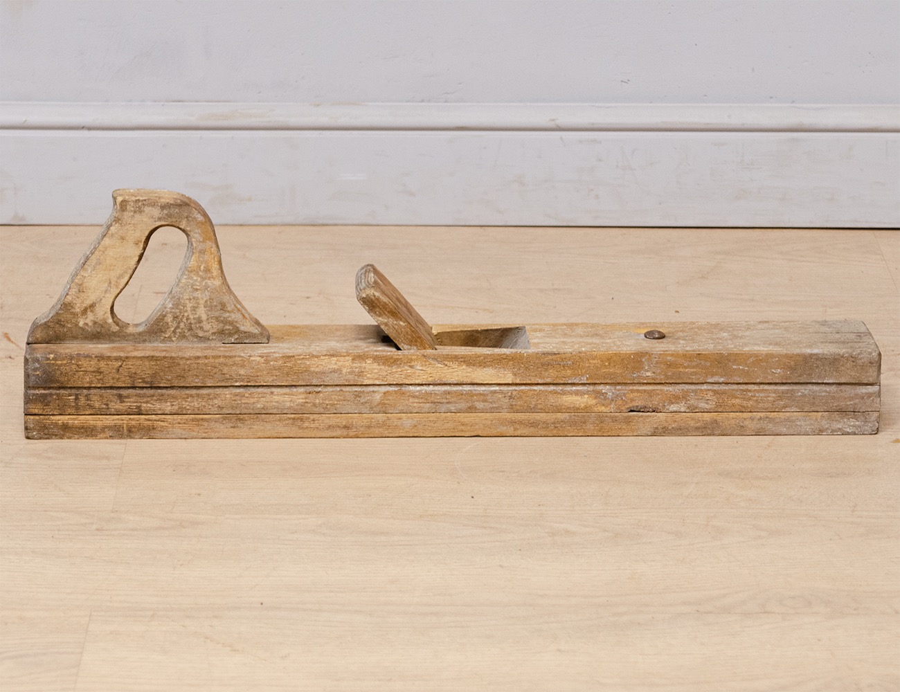 Контора К - Старинный деревянный рубанок, артикул РБ-17930