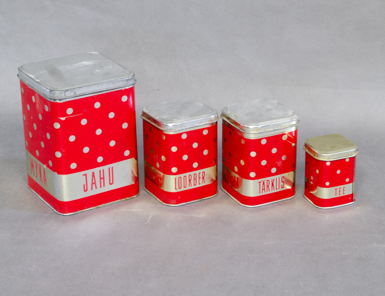 Винтажные банки для сыпучих продуктов