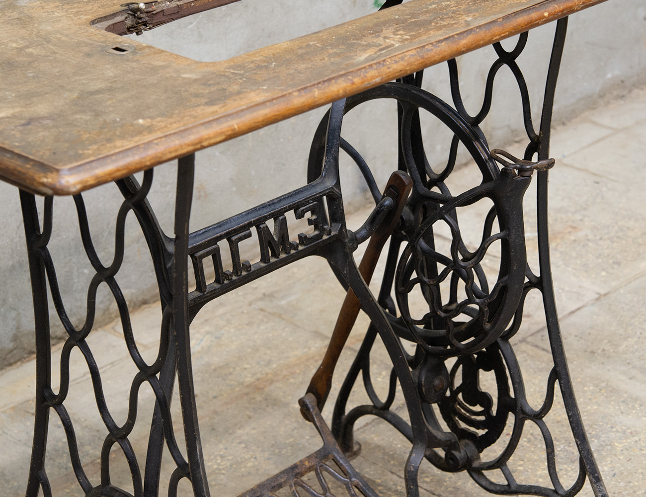 Чугунная станина ПГМЗ