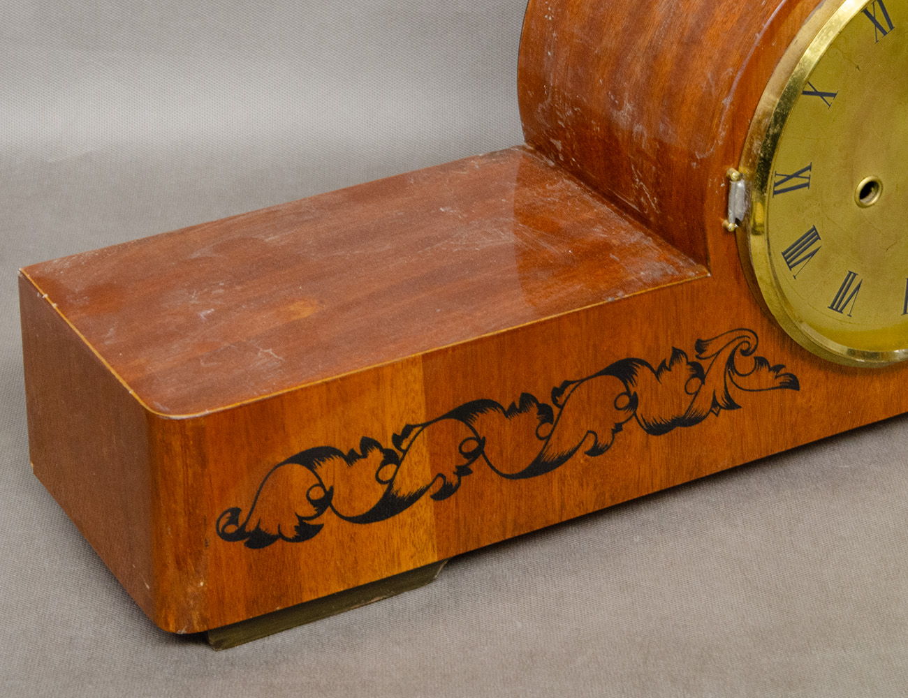 Каминные часы Янтарь