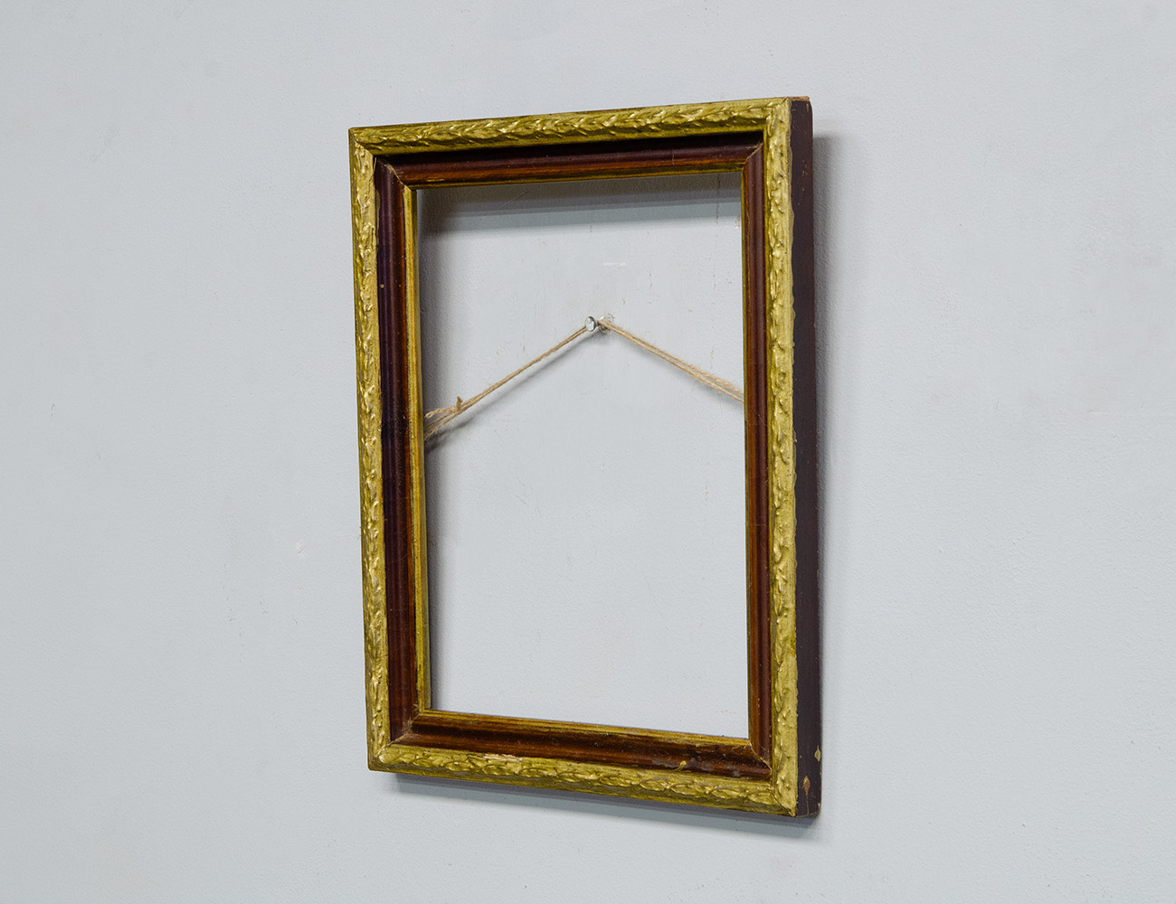 Старинная рама