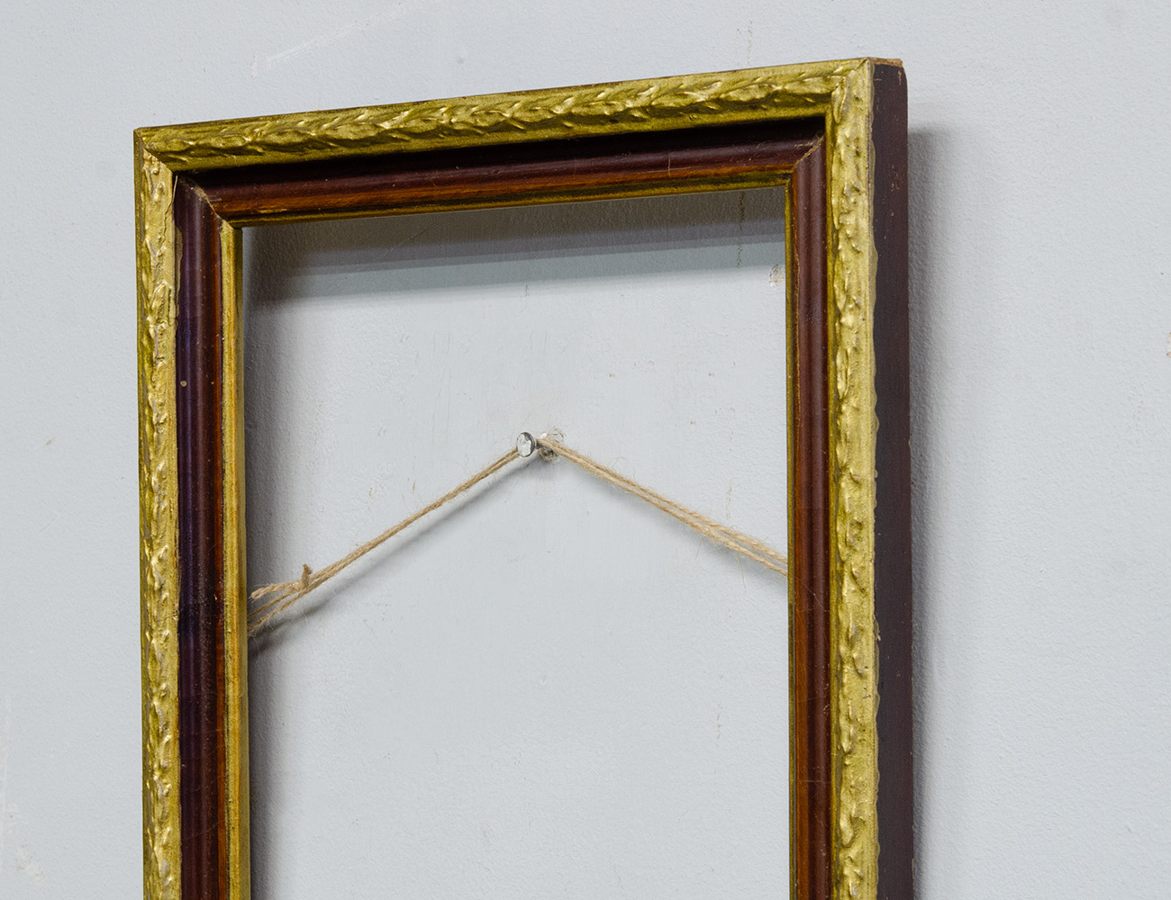 Старинная рама