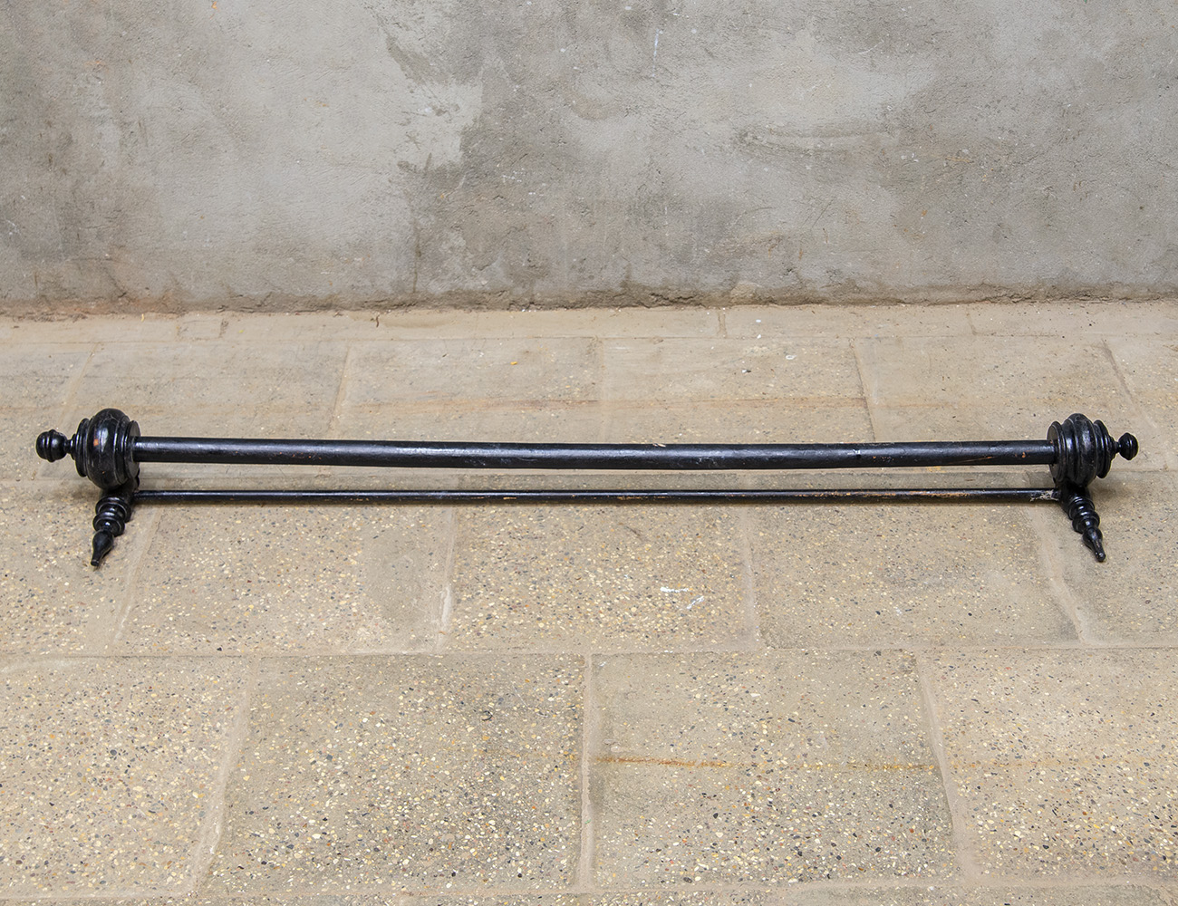 Старинный карниз