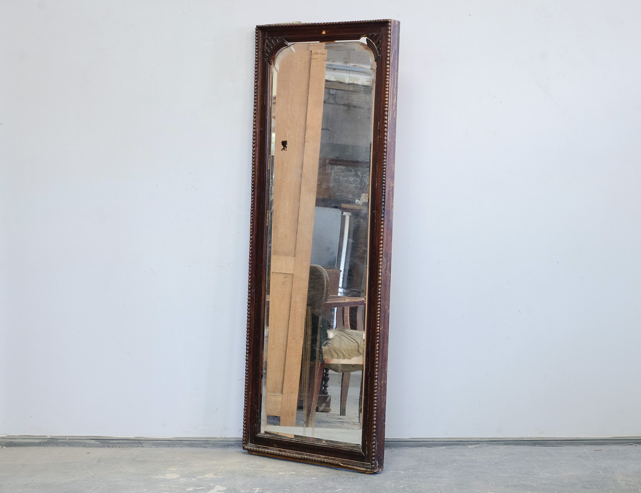 Старинное ростовое зеркало