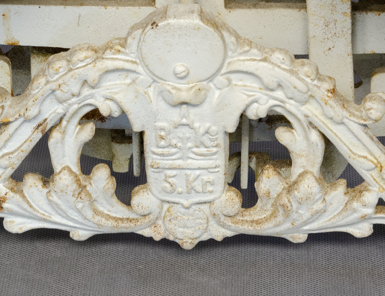 Старинные весы системы Беренже