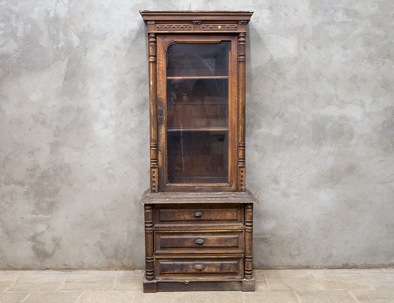 Антикварная горка 19 века